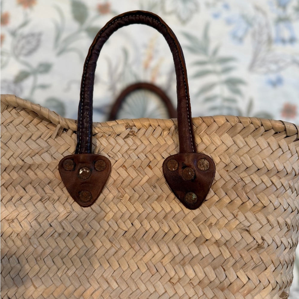French Market Basket Woven Straw Tote with Brown Leather Handles - Picture 6 of 7